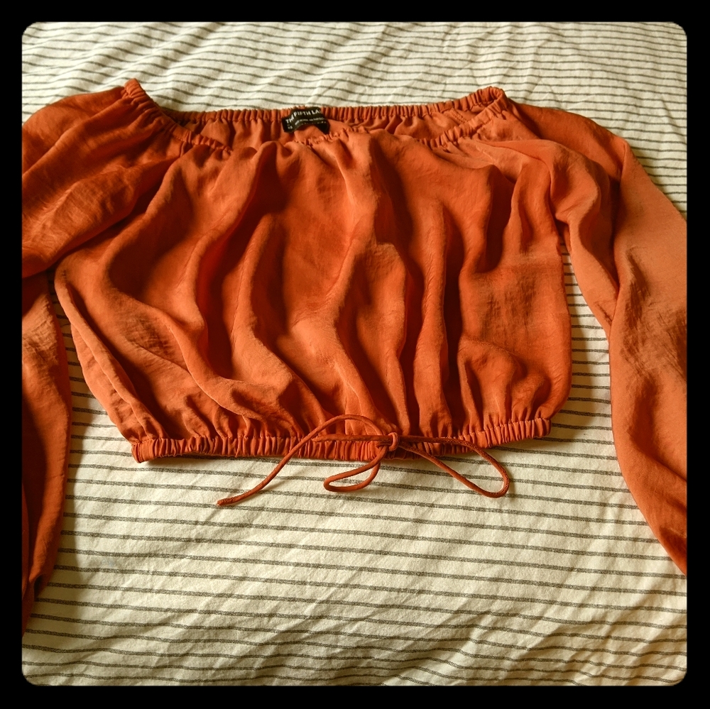 Silky crop shirt